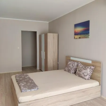 Апартамент Съмър / Summer Apartment Misivri
